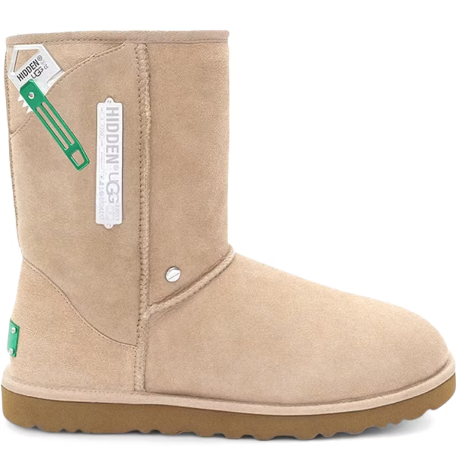 UGG Classic Short Boot Hidden NY Sand